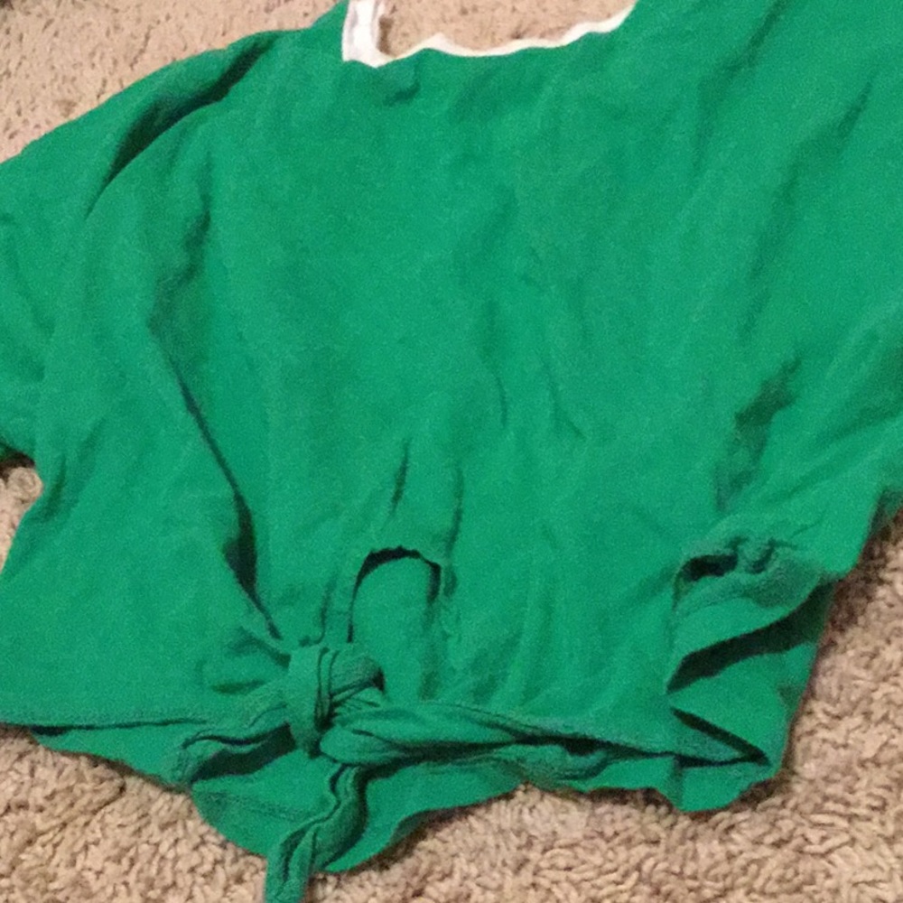 Green crop top
